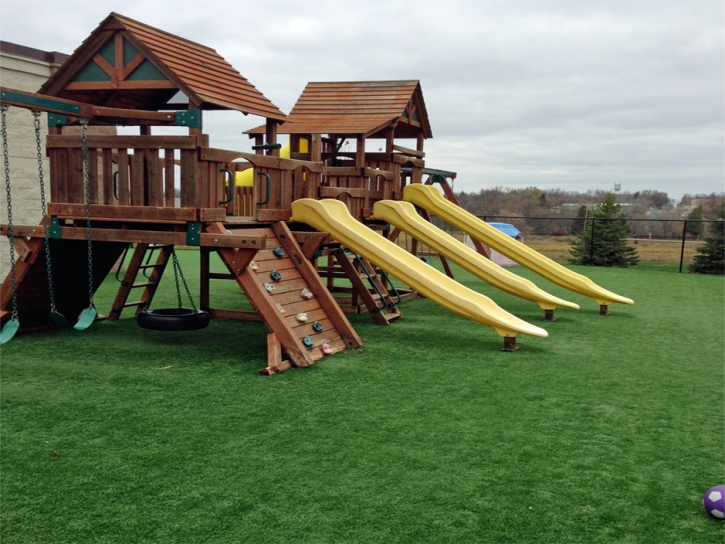 Fake Grass Carpet Parkwood, California Playground Flooring, Commercial Landscape