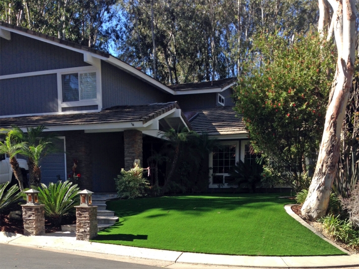 Green Lawn Shackelford, California Landscape Rock, Front Yard Ideas